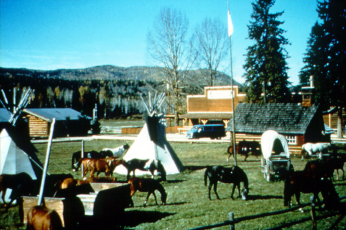 Wells Gray Guest Ranch Hotel Клиъруотър Екстериор снимка