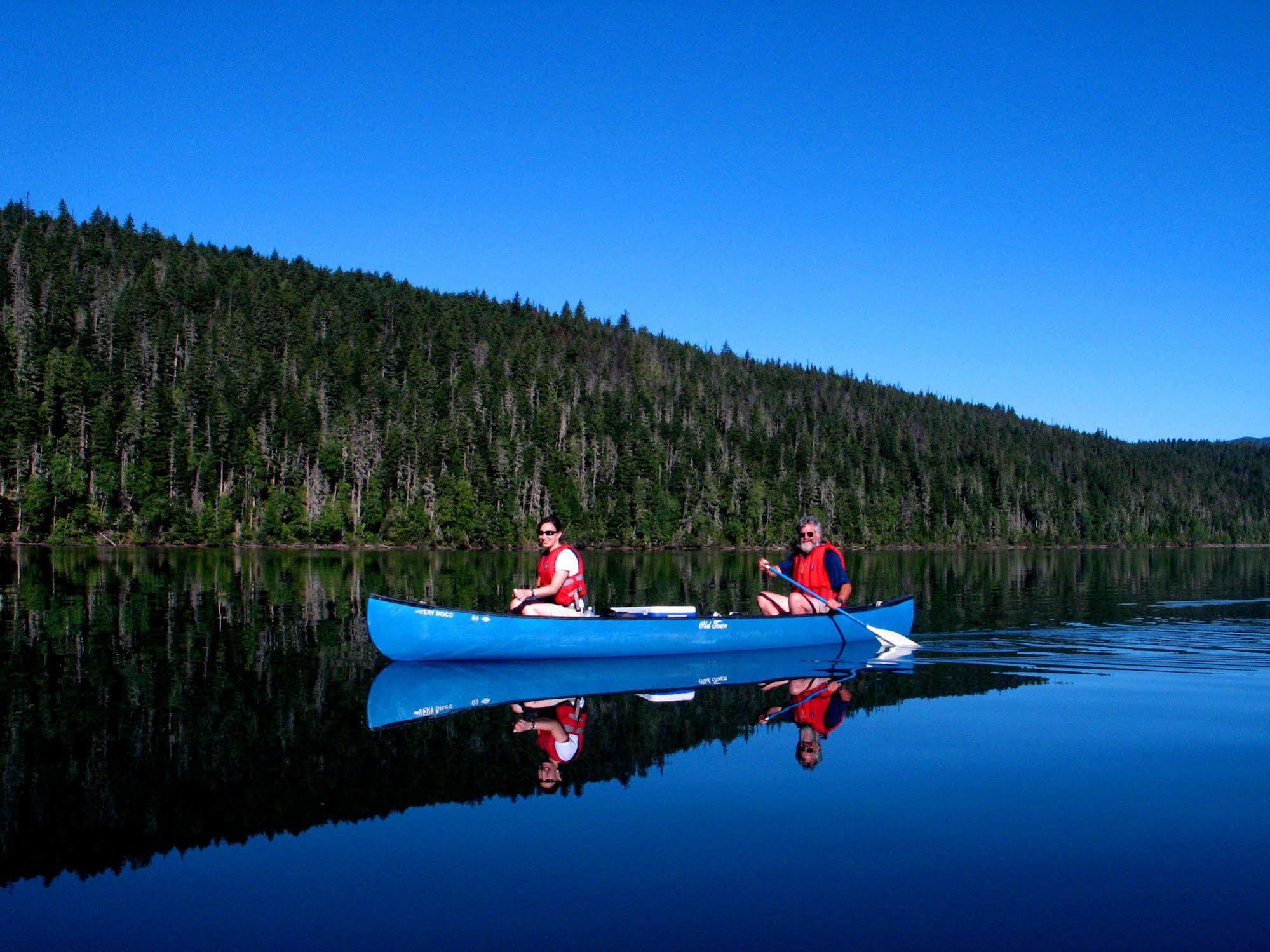 Wells Gray Guest Ranch Hotel Клиъруотър Екстериор снимка